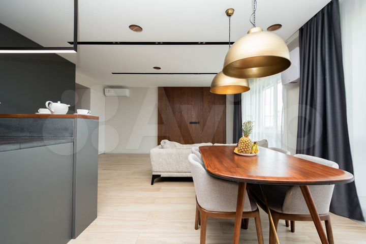 3-к. квартира, 134,4 м², 2/2 эт.