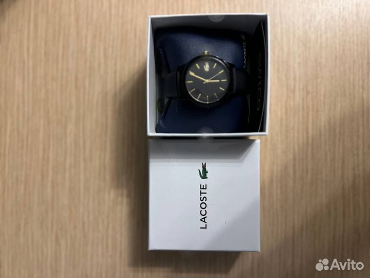 Часы lacoste