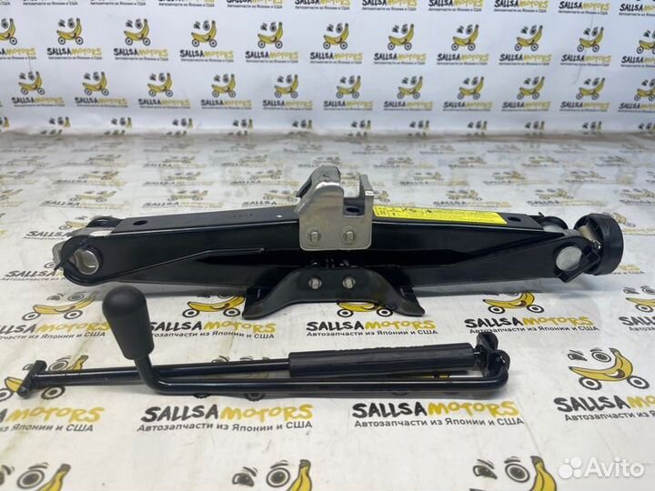 Домкрат Audi A4 B8 / 8K cdhb 1.8tfsi 2009