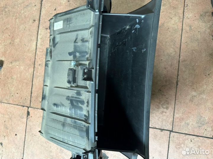 Бардачок Hyundai I30 GD 1.6 G4FG 2012-2017