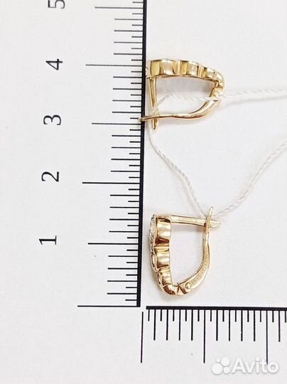 Серьги с синтетическим камнем Золото