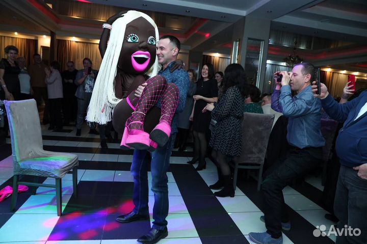 Мулатка ростовая кукла