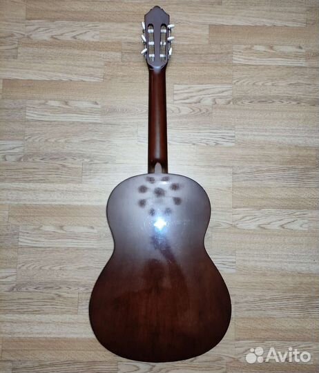 Гитара Yamaha c40