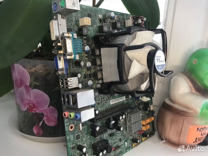 Материнская плата с процессором i5