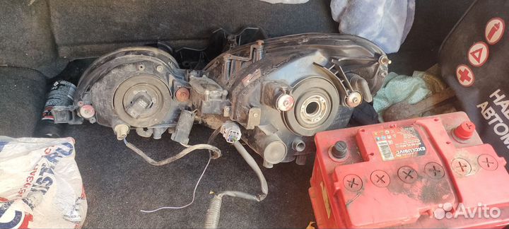 Фара передняя правая lexus gs 300 2