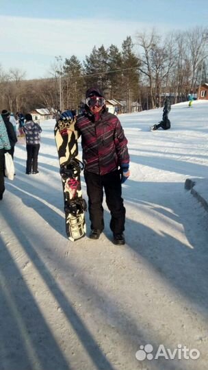 Сноуборд с креплениями