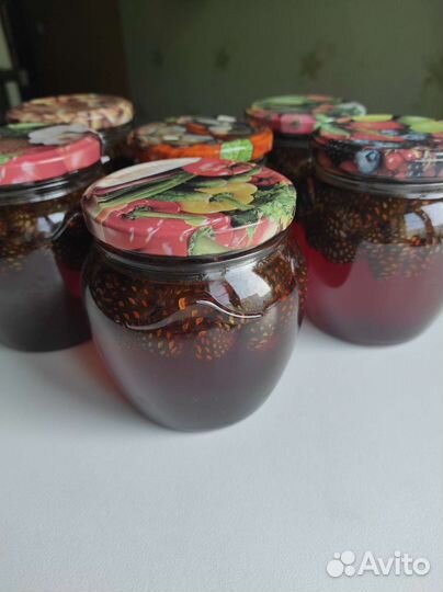 Шишки сосновые