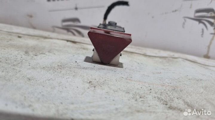 Кнопка Volkswagen Touran 1T3 2012