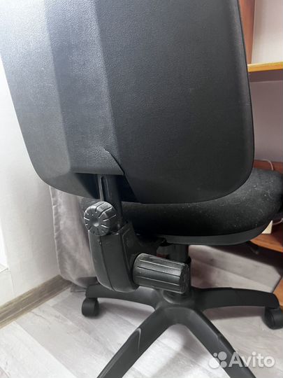 Компьютерный стол и стул в комплекте