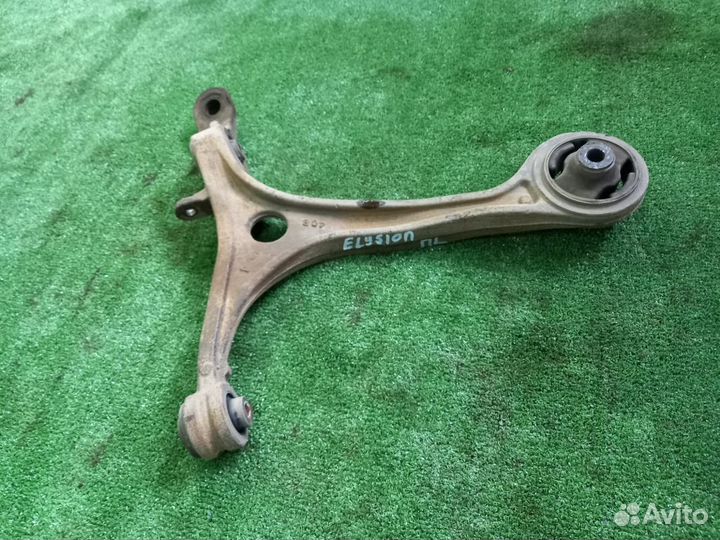 Рычаги передние Honda Elysion 2004-2013