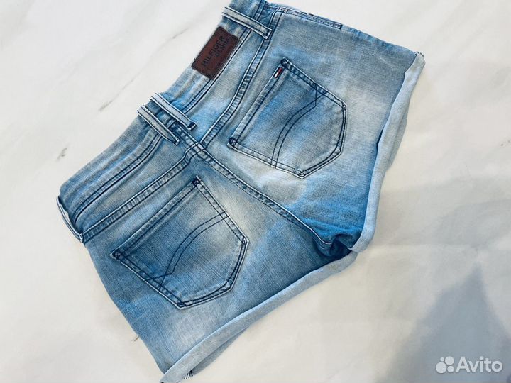 Джинсовые шорты Hilfiger Denim р28(новые.)