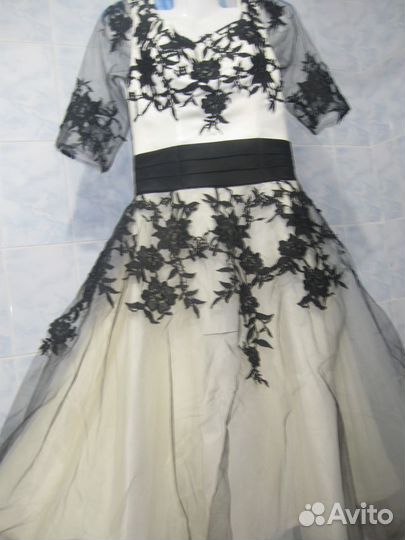 Платья и сарафаны нарядные