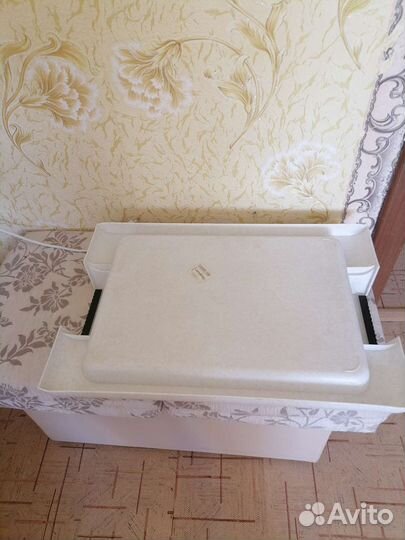 Поднос пластиковый