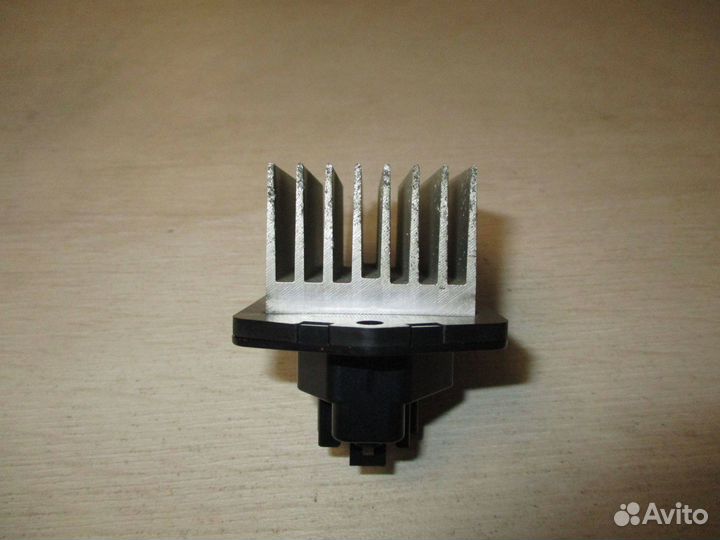 Резистор отопителя Subaru Legacy Outback 5