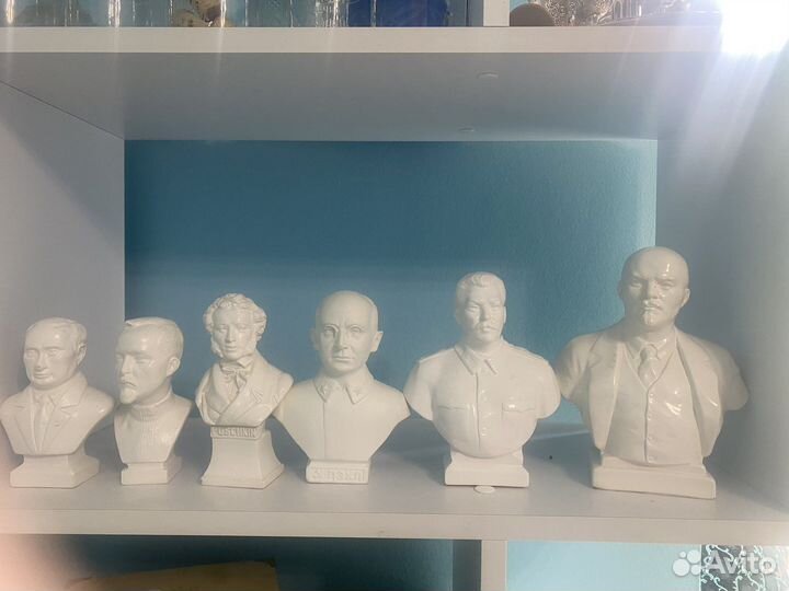 Гипсовый бюст вождей