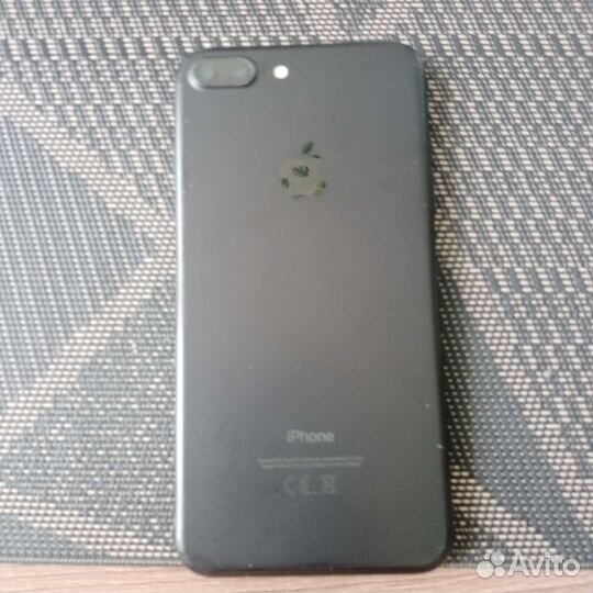Телефон iPhone 7 plus