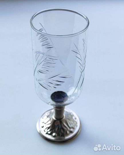 Хрустальные рюмки