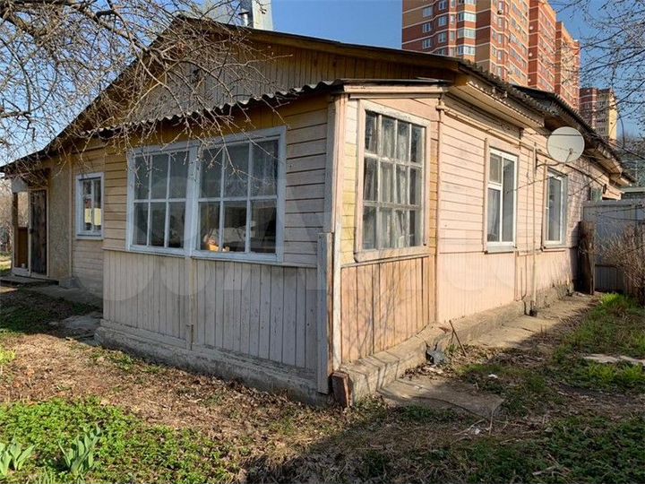 Дом 52,7 м² на участке 5,4 сот.