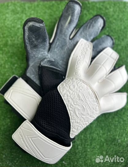 Вратарские перчатки Longstar WG9