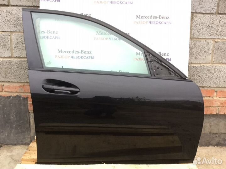 Передняя правая дверь Mercedes w204 w212
