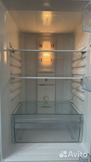 Холодильник daewoo RN-271NPW