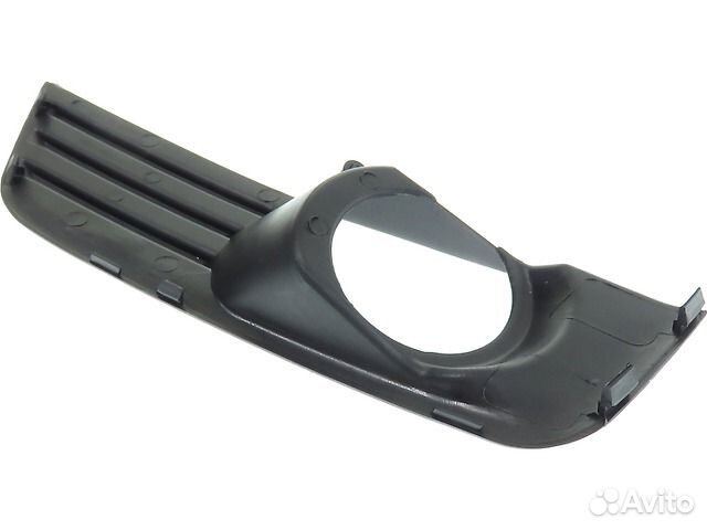 Оправа противотуманной фары правая Focus