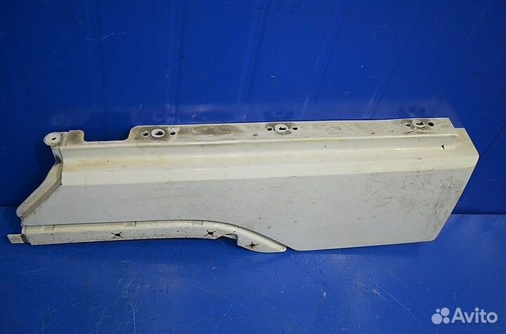 Вставка между кабиной и крылом (локер), задняя лев