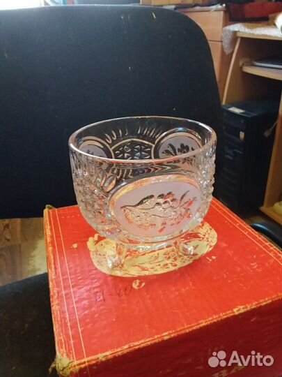 Кувшин, Салатнеца и много других предметов Югослав