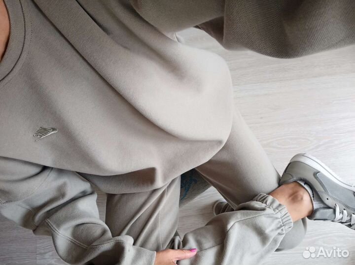 Спортивный костюм женский новый