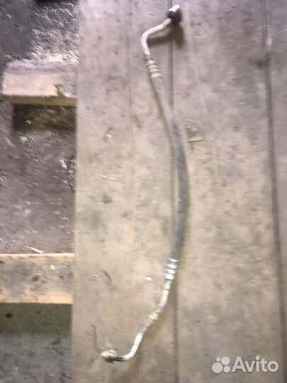 Трубка кондиционера Volvo s40 2.0