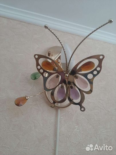 Комплект люстра и бра