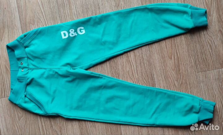 Спортивный костюм р. 134