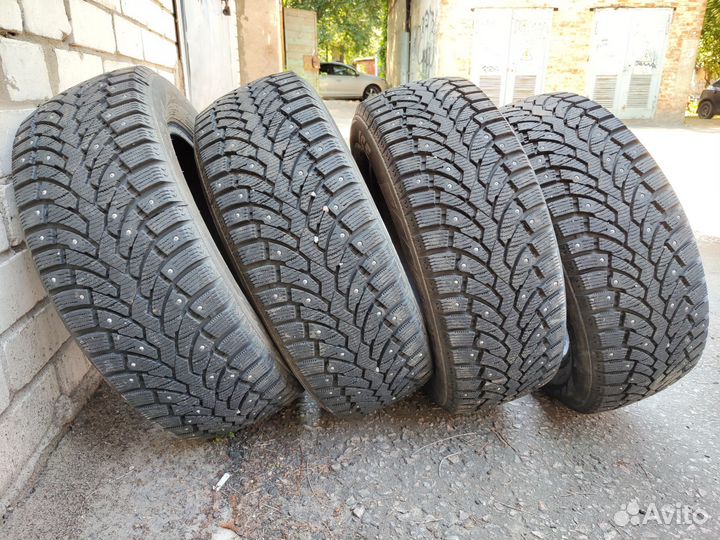Pirelli Formula Ice 215/55 R16
