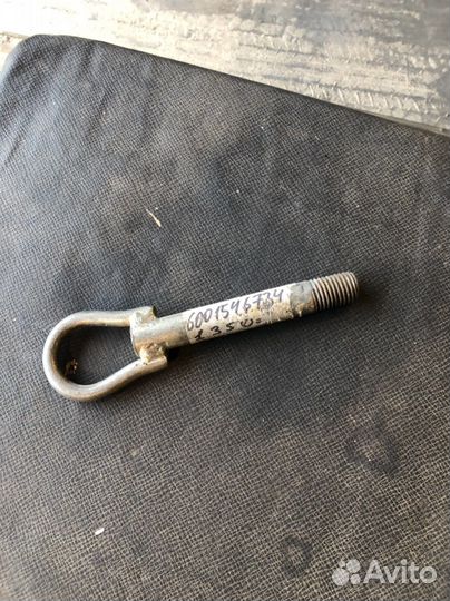 Буксировочный крюк renault logan