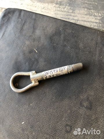 Буксировочный крюк renault logan