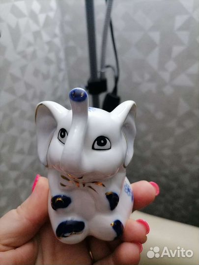 Статуэтка слон