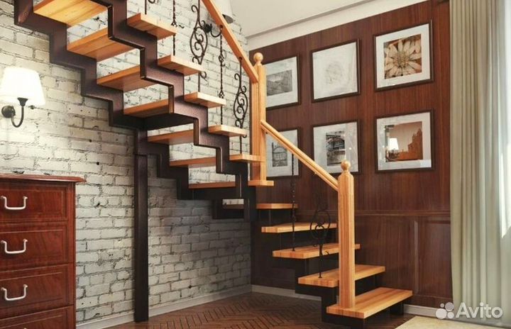 Облицовка лестничного металлокаркаса деревом