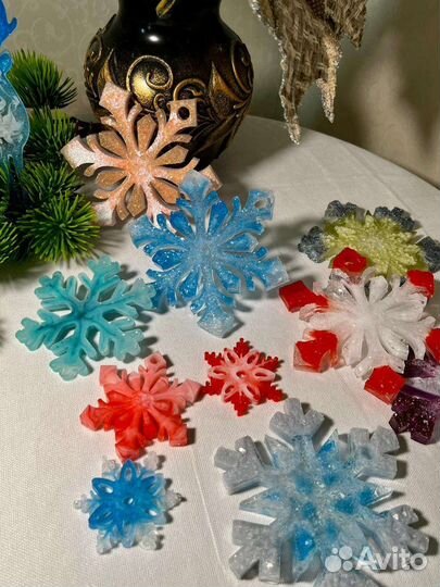 Новогодние игрушки из эпоксидной смолы