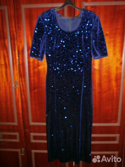 Вечернее платье