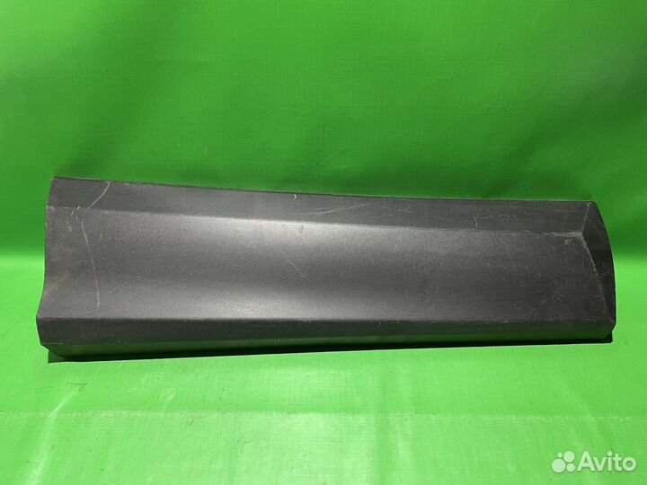 Накладка задней правой двери Toyota Rav4 2015-2019