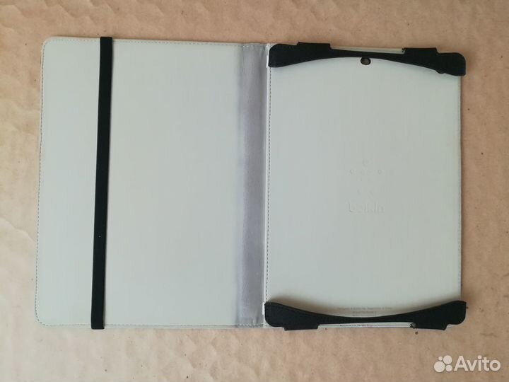 Чехлы для планшетов