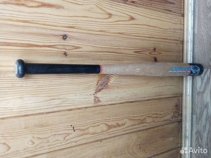 Бейсбольная бита деревянная