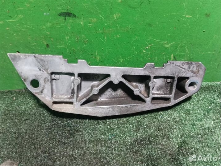 Кронштейн опоры кпп Chrysler PT Cruiser 2007