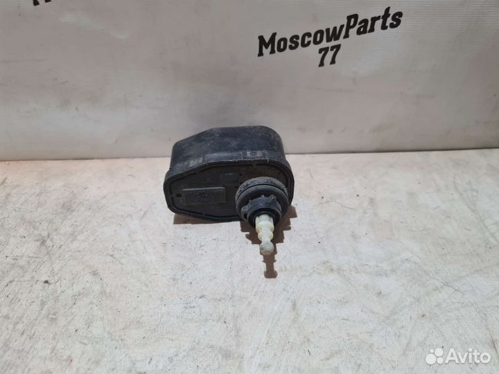 Электро корректор фары VAG 1H0941295