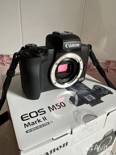 Цифровая фотокамера Canon