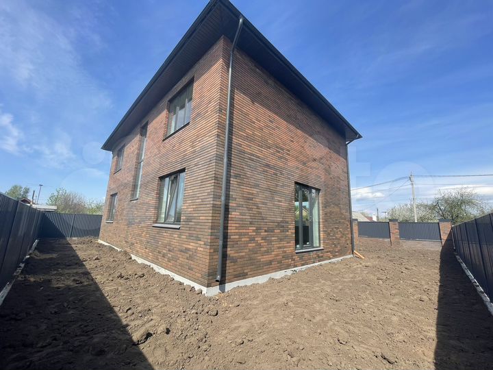 Коттедж 234 м² на участке 5,2 сот.