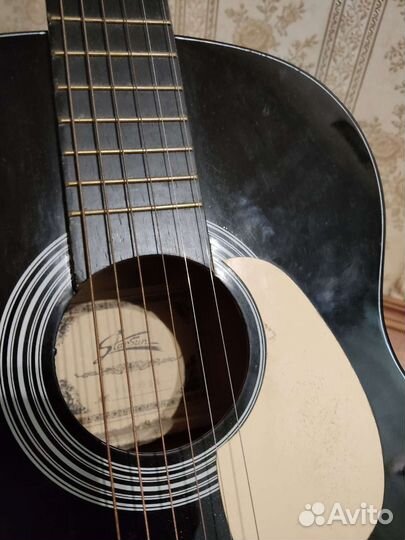 Акустическая гитара бу
