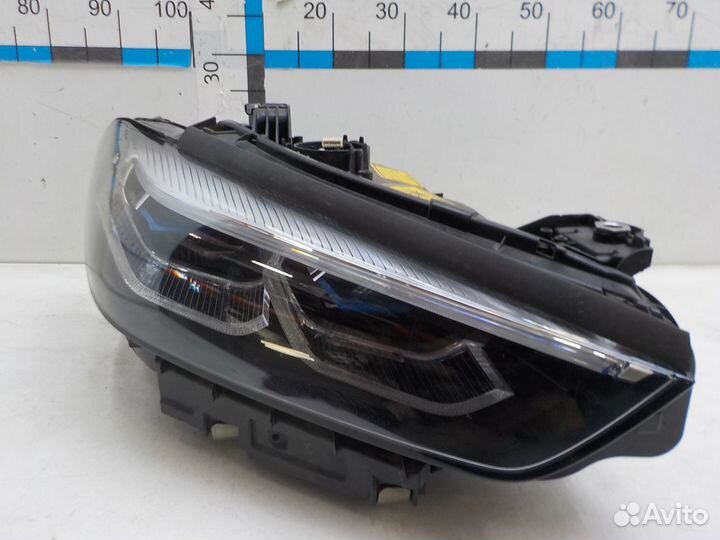 Фара правая BMW 8 2018