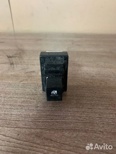 Кнопка стеклоподъемника ceed