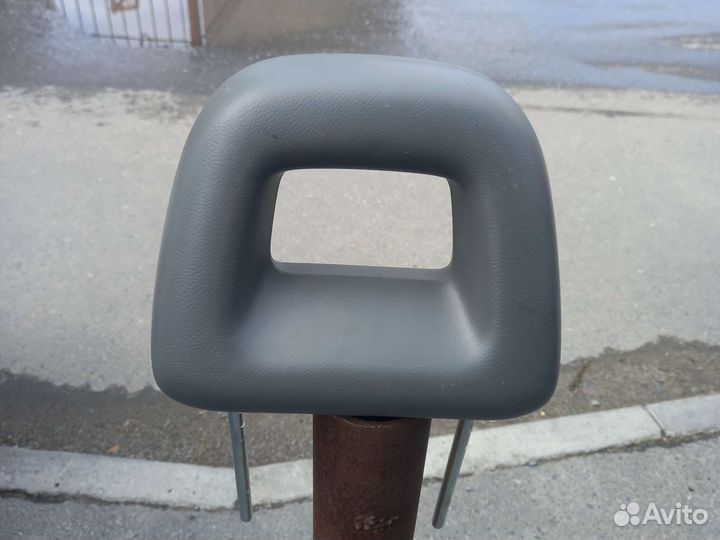 Подголовник передний Додж Калибр (цвет серый)